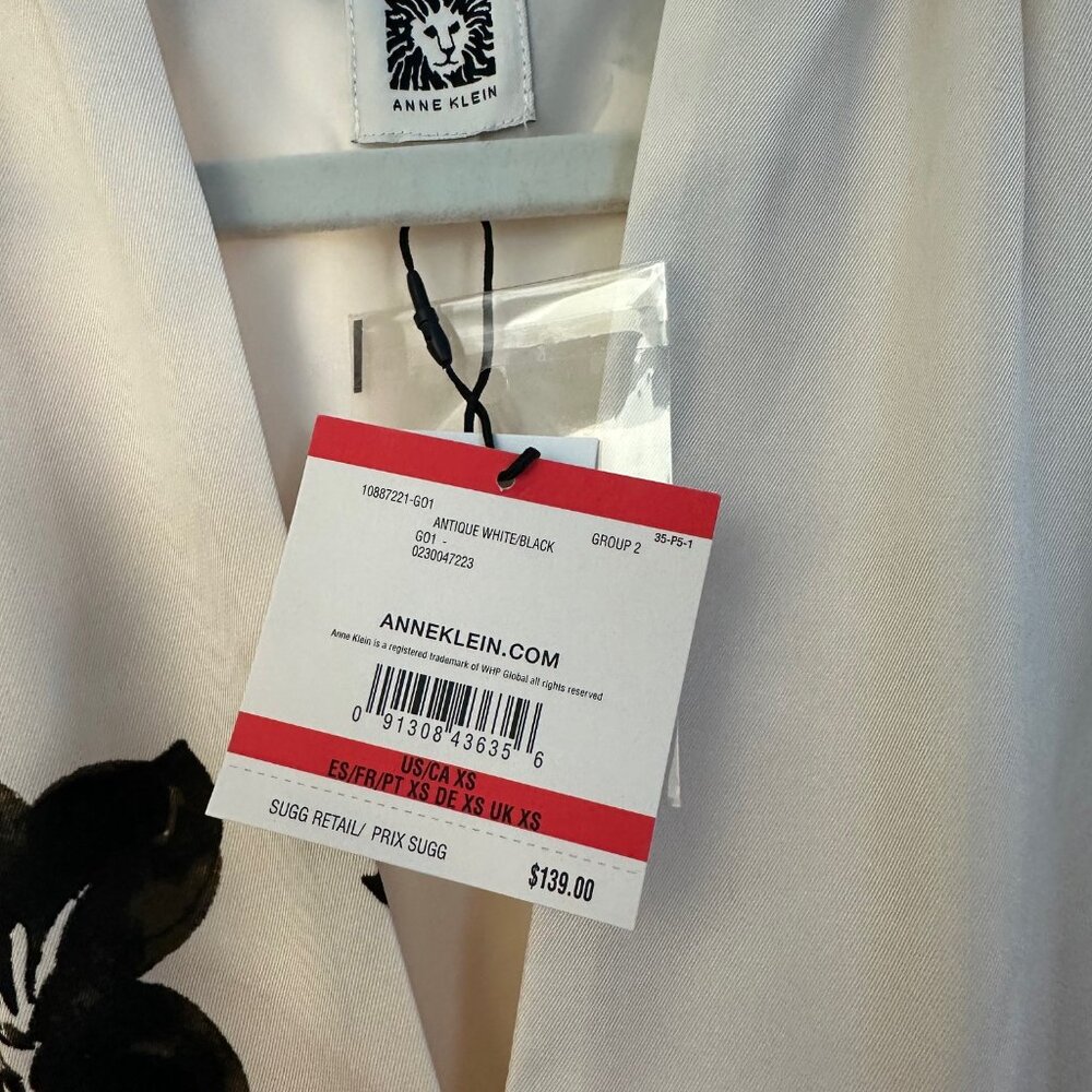 Ann Klein - new Small